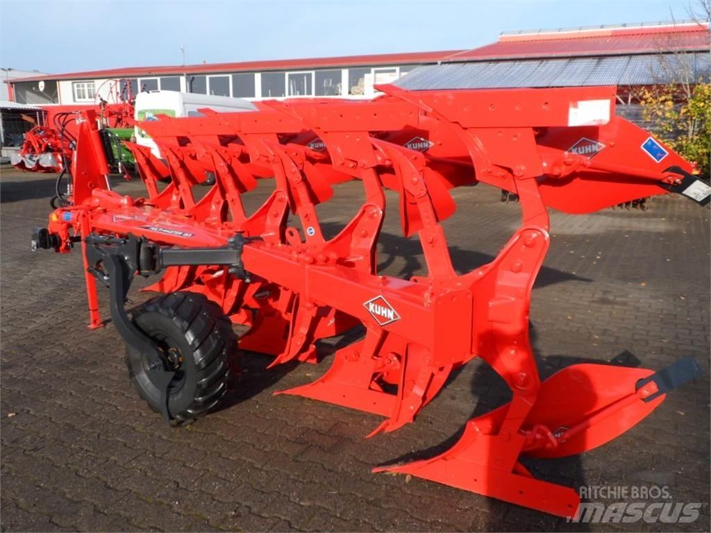 Kuhn MM 153 5 Pflüge