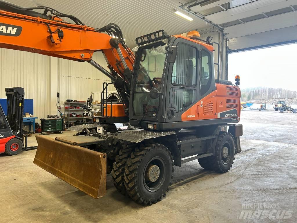 Doosan DX170W-5 Mobilbagger