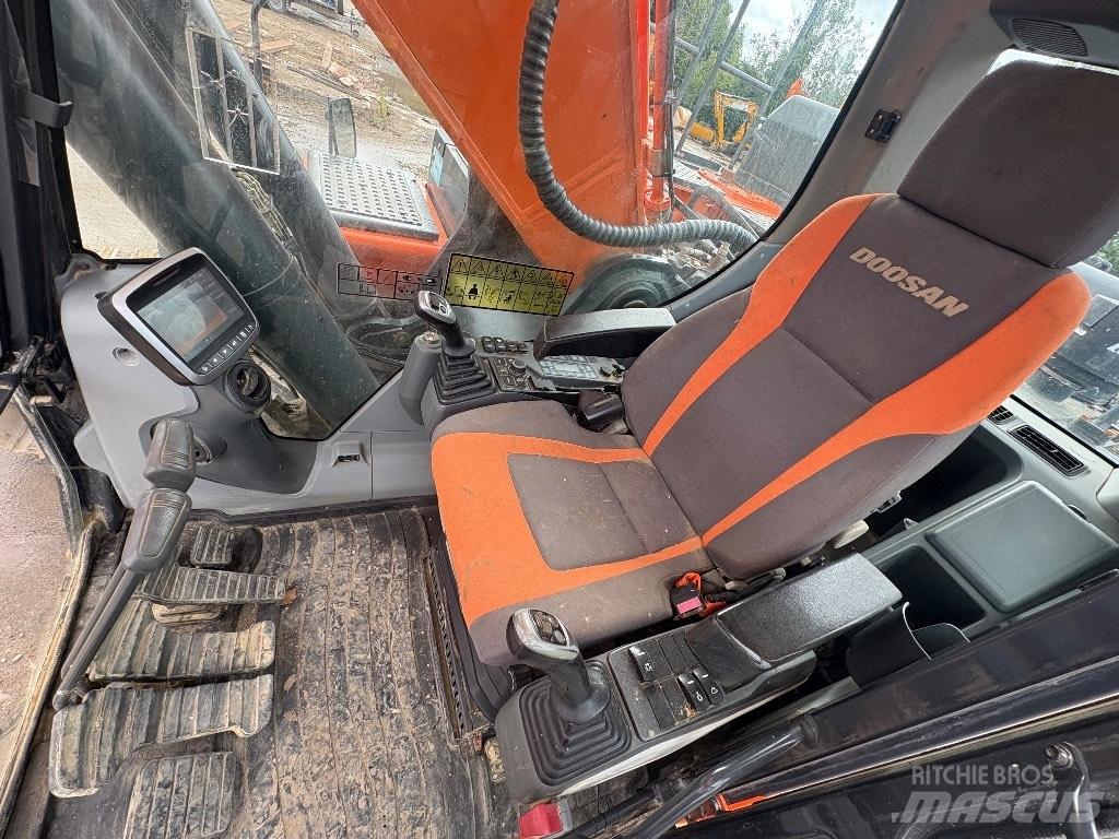 Doosan DX380LC-5 Raupenbagger