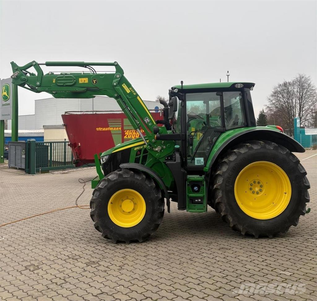 John Deere 6110M Traktoren