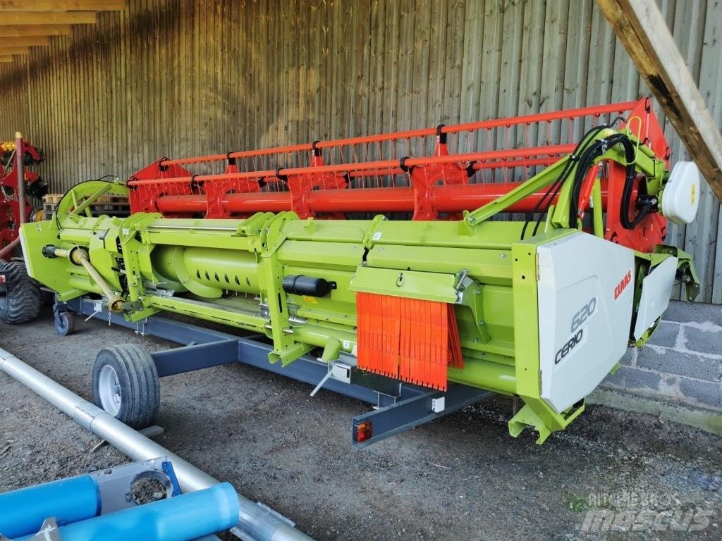 CLAAS Tucano 420 Mähdrescher