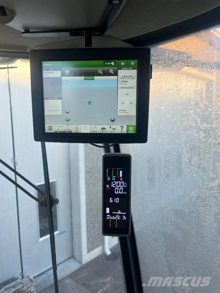 John Deere T660i Mähdrescher