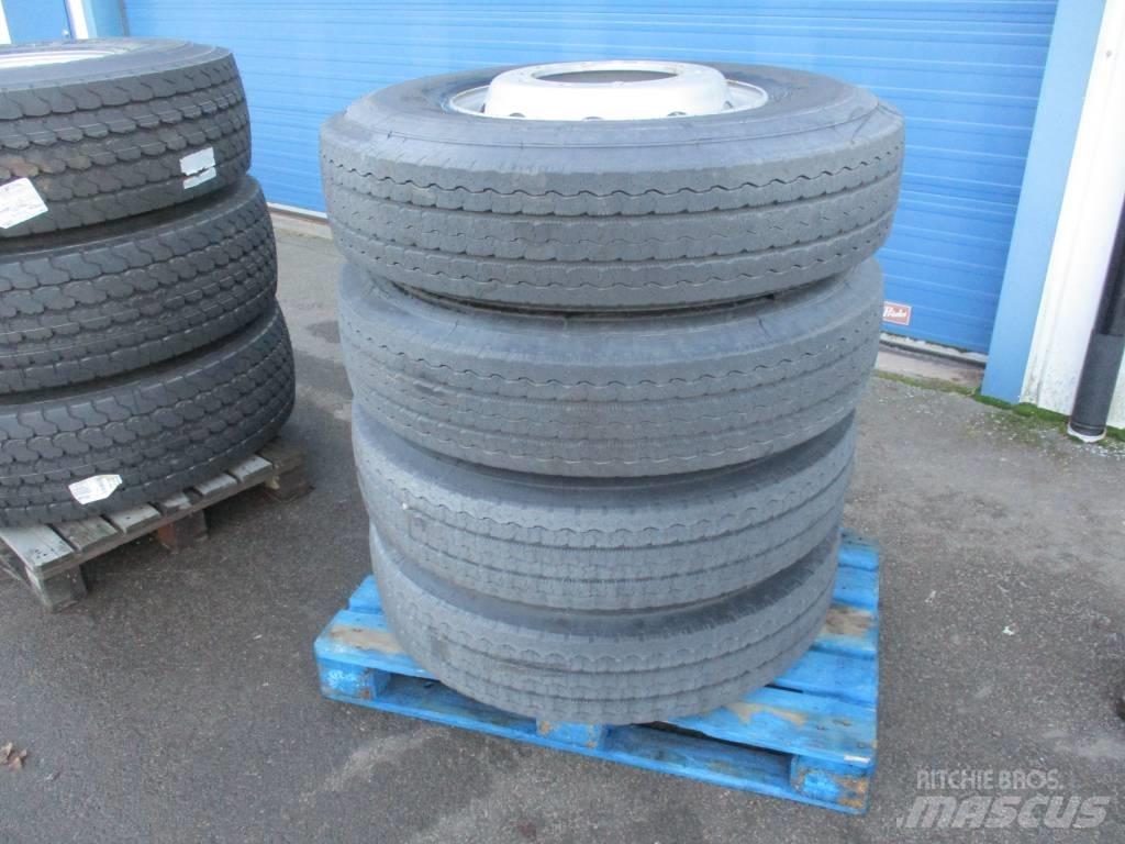 Michelin XZA 12x22,5 Reifen