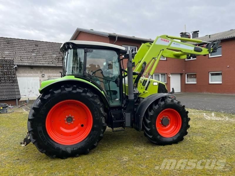 CLAAS ARION 440 Traktoren