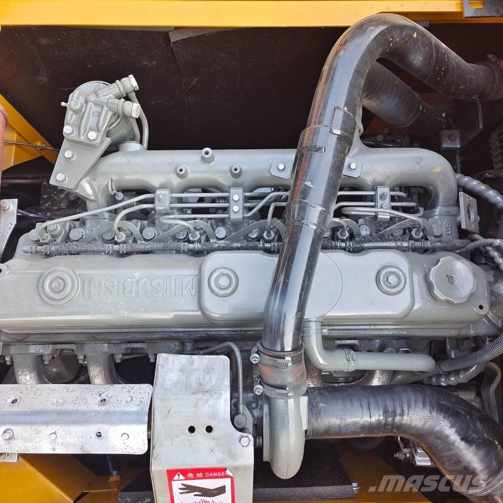 Sany SY 215 Raupenbagger