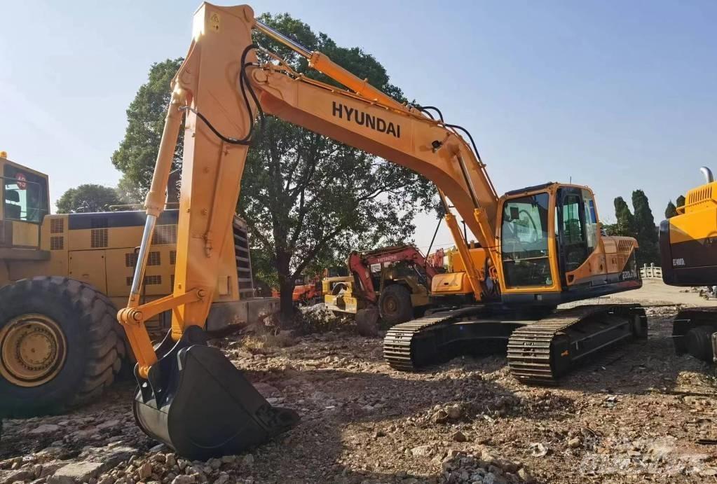 Hyundai R220LC-9S Raupenbagger