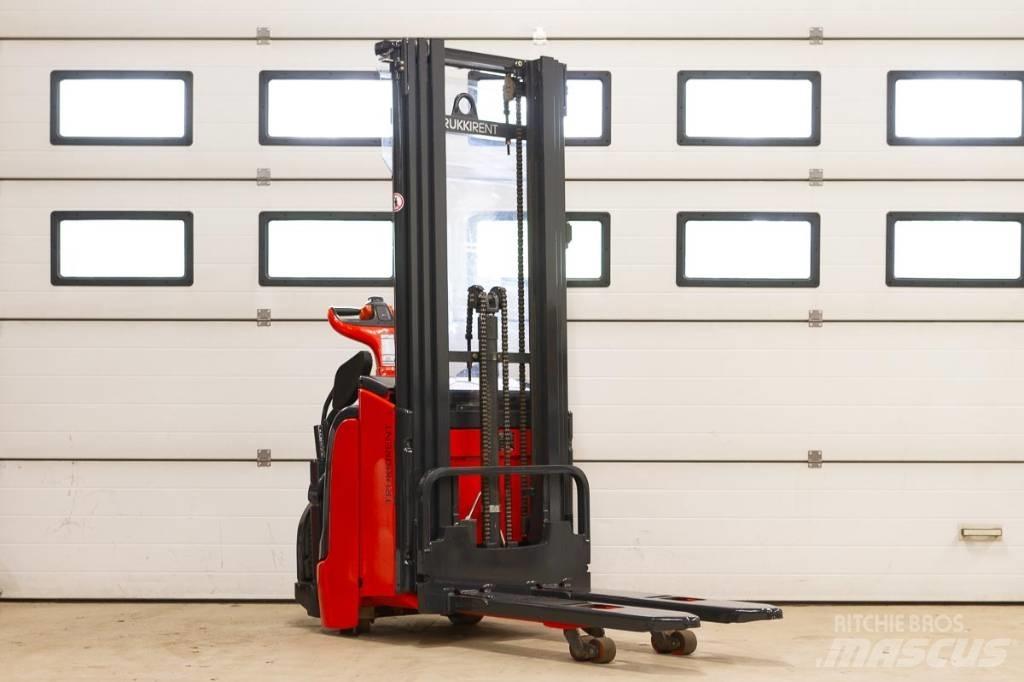Linde L 14 Zelfrijdende stapelaars