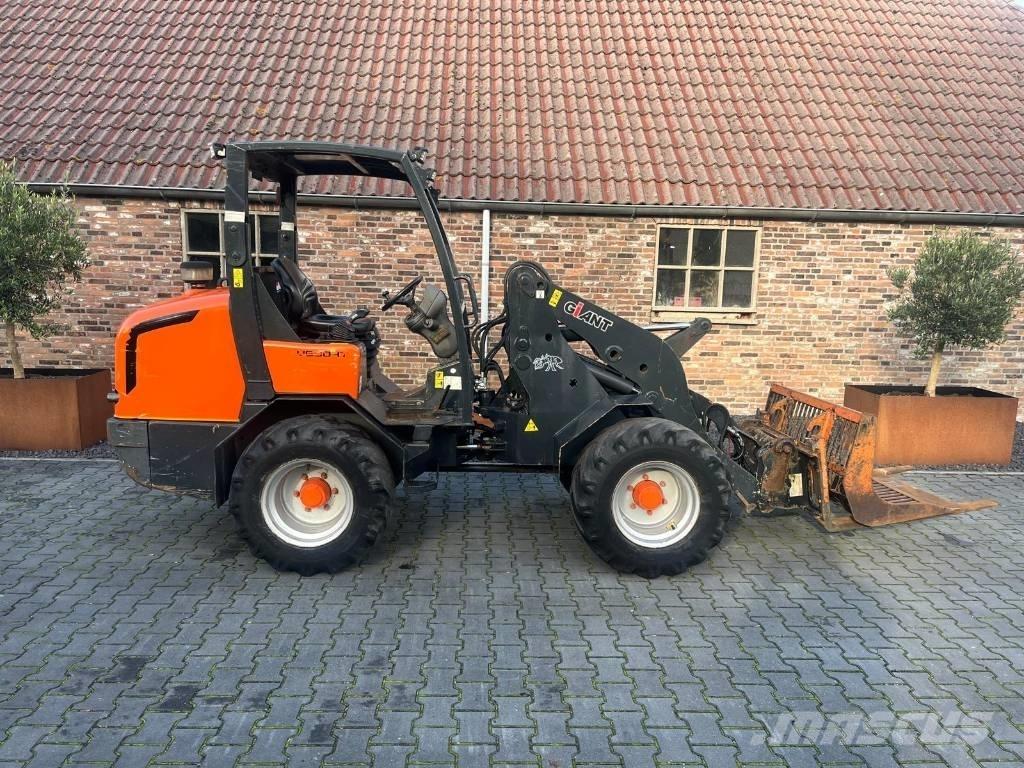 GiANT V 6004 T Minilader