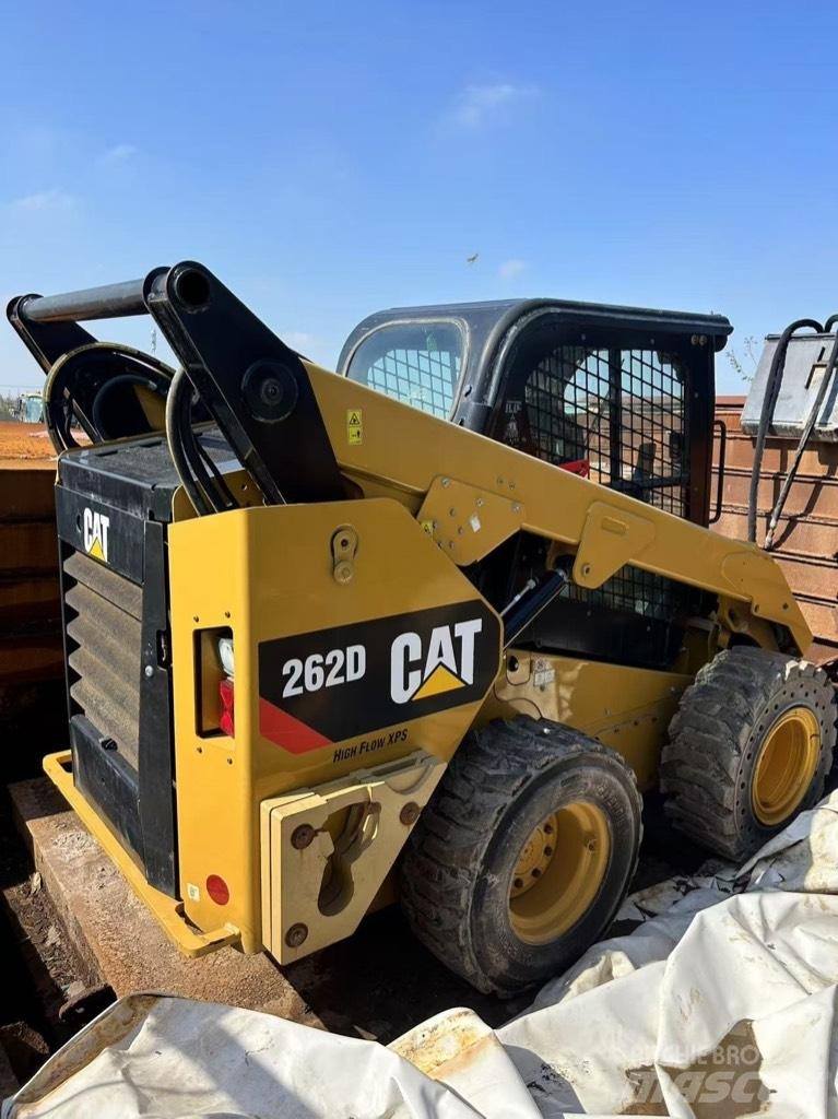 CAT 262 D Kompaktlader