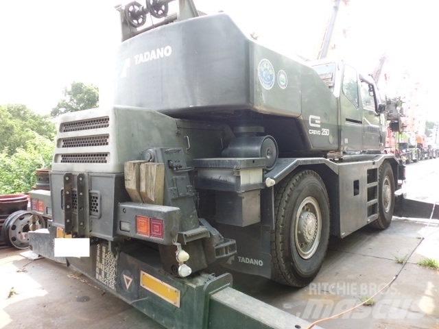 Tadano TR250M-6 Ruwterrein kranen