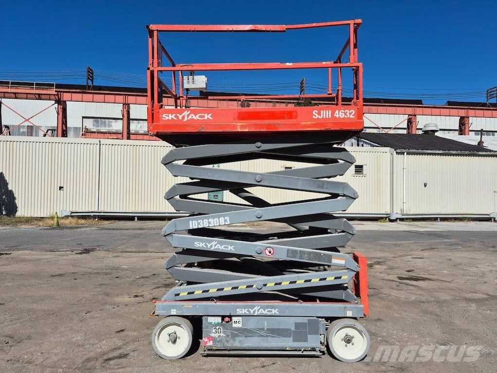 SkyJack SJ 4632 Scheren-Arbeitsbühnen