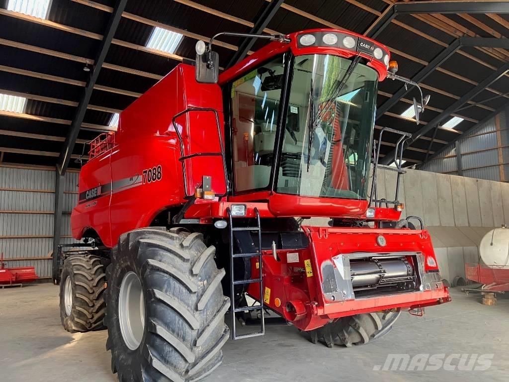 Case IH 7088 Mähdrescher