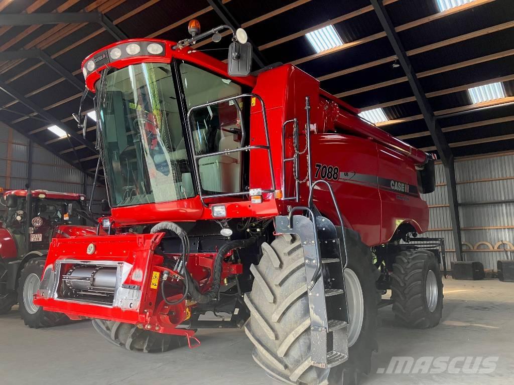 Case IH 7088 Mähdrescher