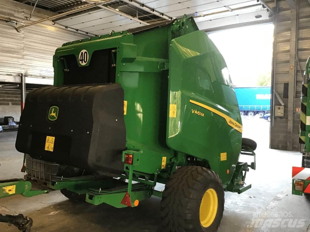 John Deere V461M Rundballenpressen