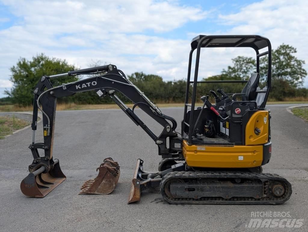 Kato HD 27V5 Minibagger < 7t