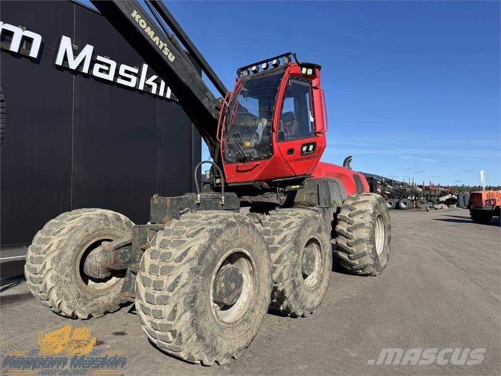 Komatsu 951 Harvester