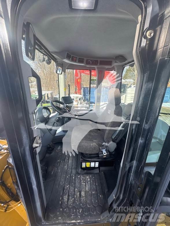 CAT 938M Radlader
