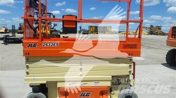 JLG 2632ES Scheren-Arbeitsbühnen