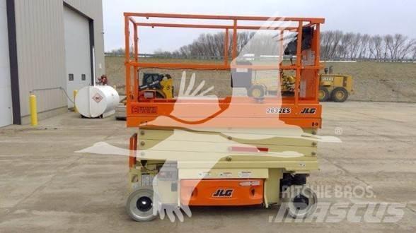 JLG 2632ES Scheren-Arbeitsbühnen