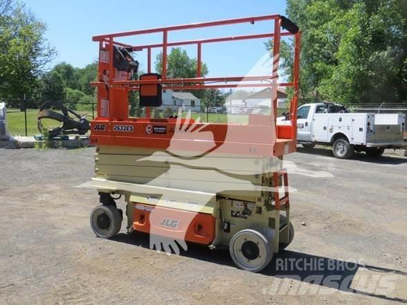 JLG 2632ES Scheren-Arbeitsbühnen