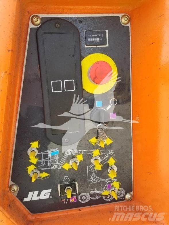 JLG 340AJ Gelenkteleskoparbeitsbühnen