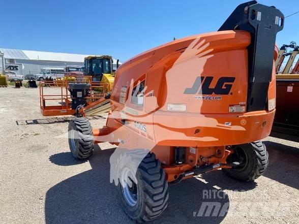 JLG 400S Teleskopbühnen