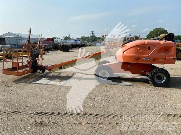 JLG 400S Teleskopbühnen