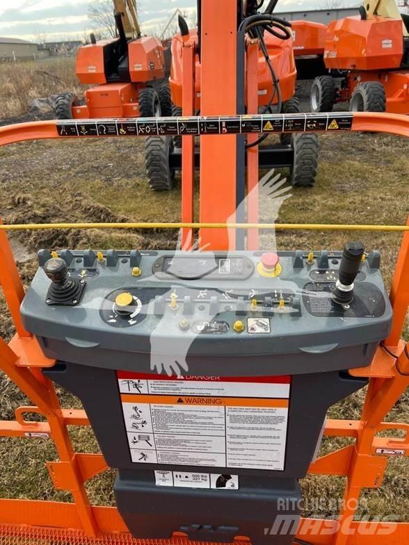 JLG 460SJ Teleskopbühnen