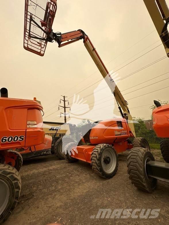JLG 600AJ Gelenkteleskoparbeitsbühnen
