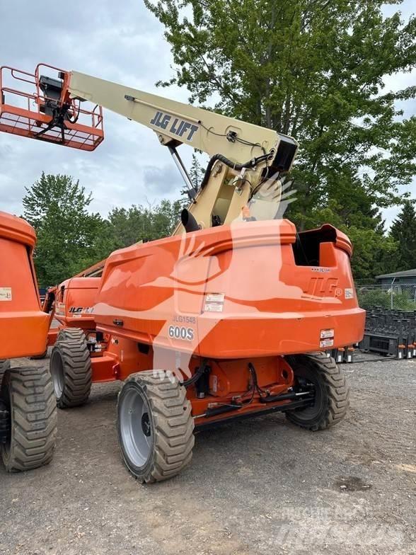 JLG 600S Teleskopbühnen