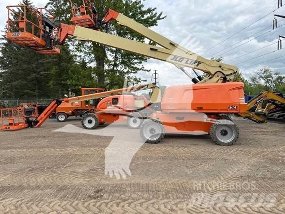 JLG 600S Teleskopbühnen