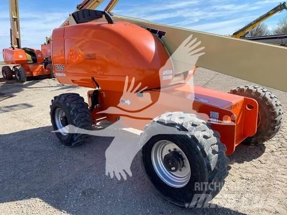 JLG 600S Teleskopbühnen