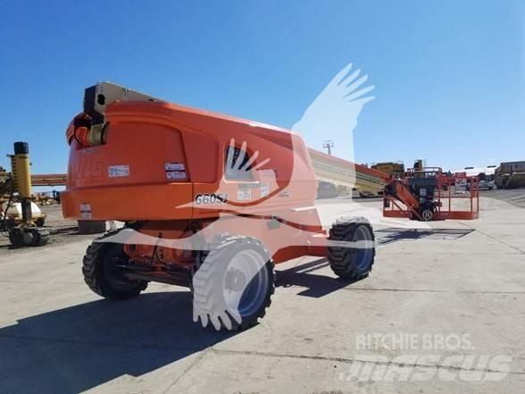 JLG 660SJ Teleskopbühnen