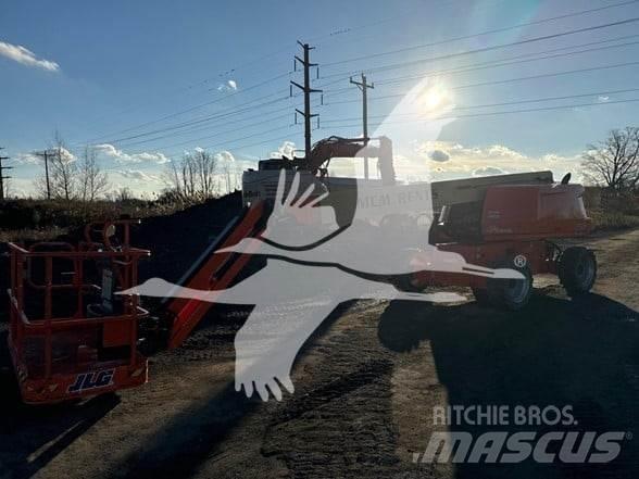 JLG 660SJ Teleskopbühnen