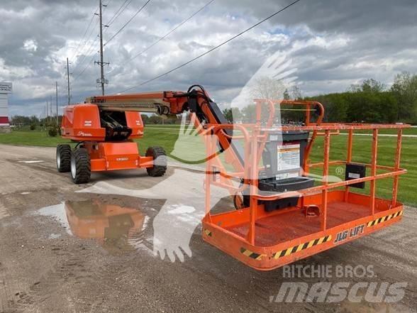 JLG 660SJ Teleskopbühnen