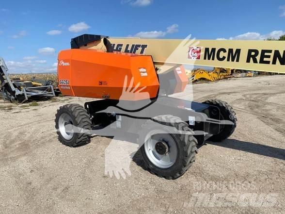 JLG 660SJ Teleskopbühnen
