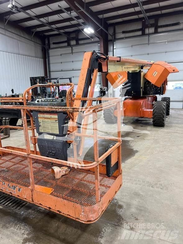 JLG 800AJ Gelenkteleskoparbeitsbühnen