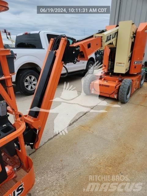 JLG E300AJP Gelenkteleskoparbeitsbühnen
