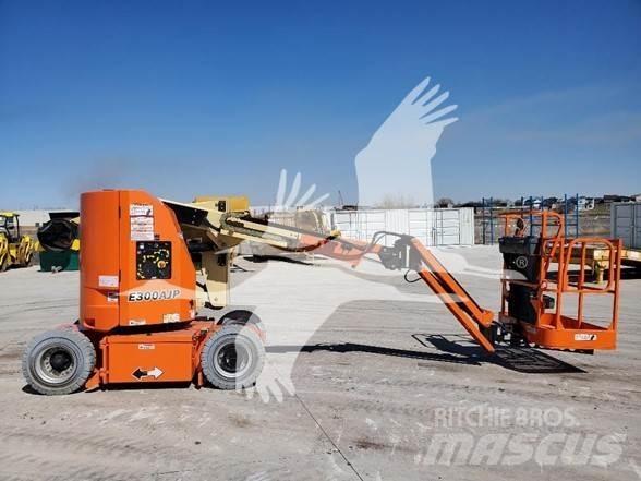 JLG E300AJP Gelenkteleskoparbeitsbühnen
