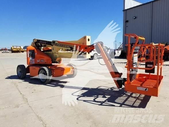 JLG E450AJ Gelenkteleskoparbeitsbühnen