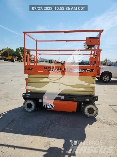 JLG ES3246 Scheren-Arbeitsbühnen