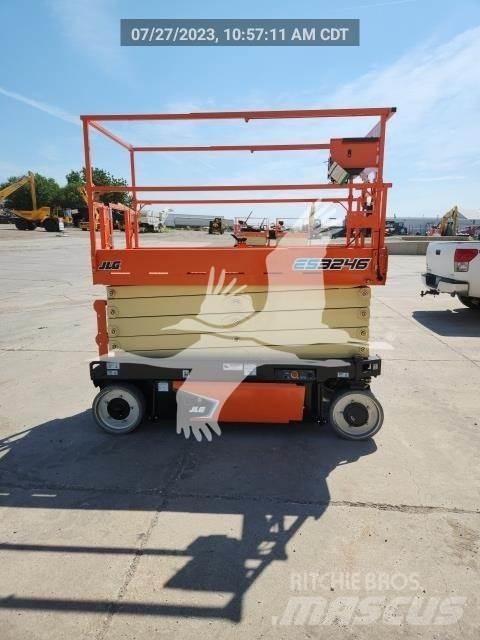 JLG ES3246 Scheren-Arbeitsbühnen