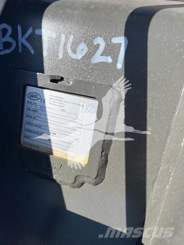  Oriel 80 CLASS Schaufeln