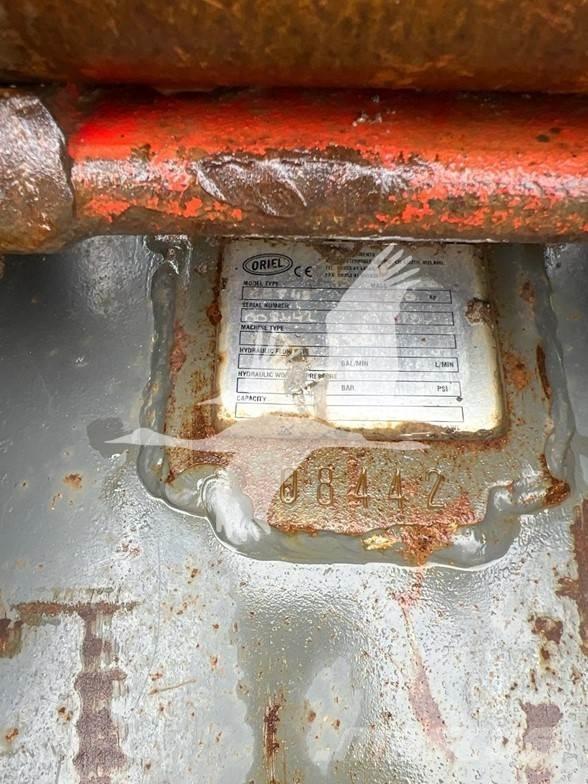  Oriel 80X3 Schaufeln