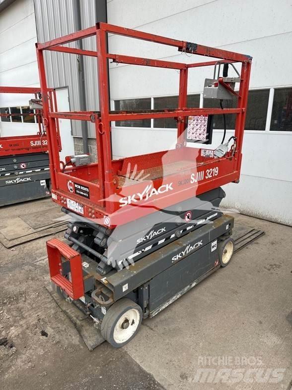 SkyJack SJ3219 Scheren-Arbeitsbühnen