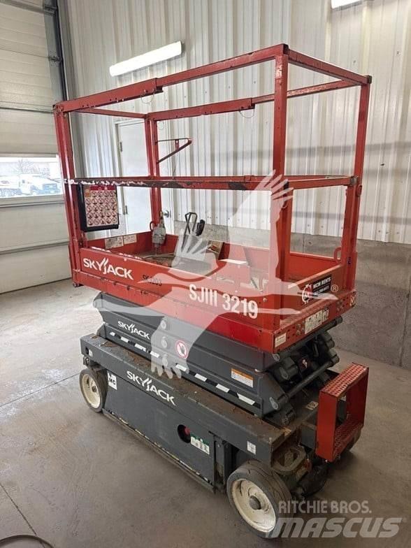 SkyJack SJ3219 Scheren-Arbeitsbühnen