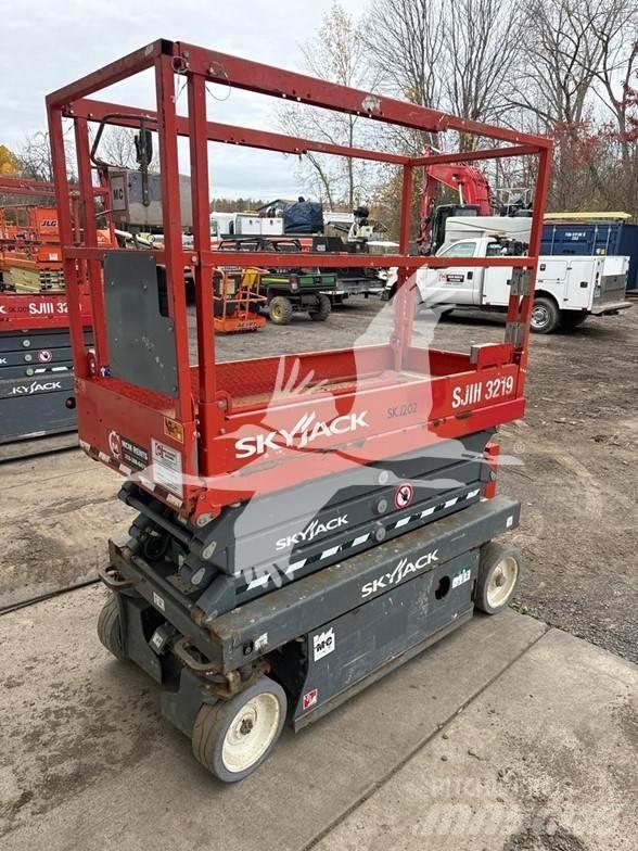 SkyJack SJ3219 Scheren-Arbeitsbühnen