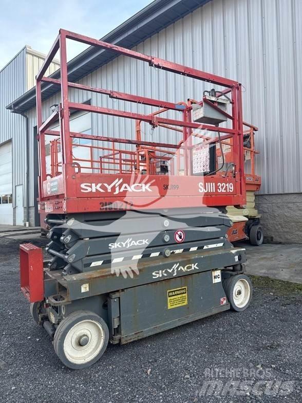 SkyJack SJ3219 Scheren-Arbeitsbühnen