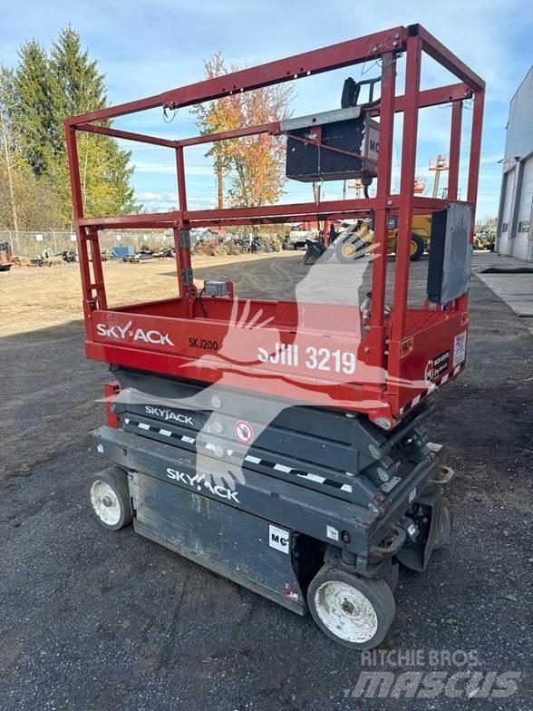 SkyJack SJ3219 Scheren-Arbeitsbühnen