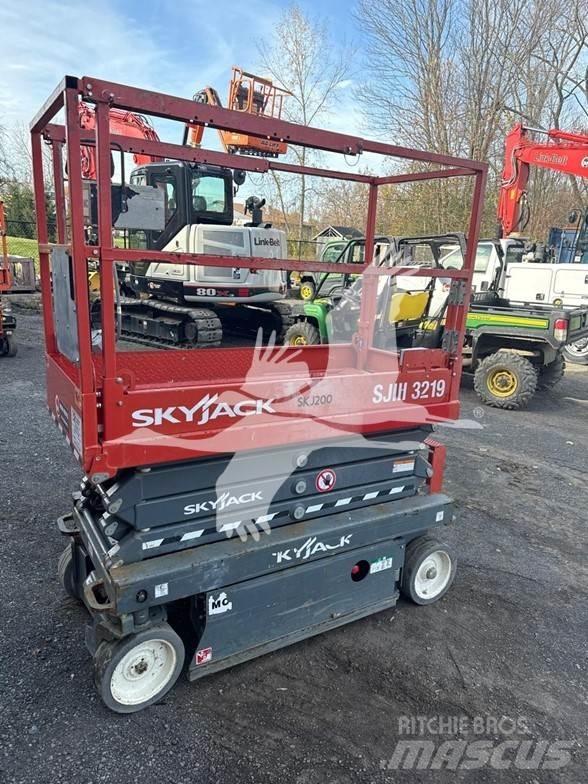 SkyJack SJ3219 Scheren-Arbeitsbühnen